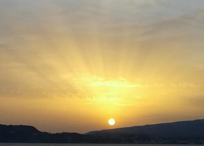 雷蒙多斯公寓 公寓
