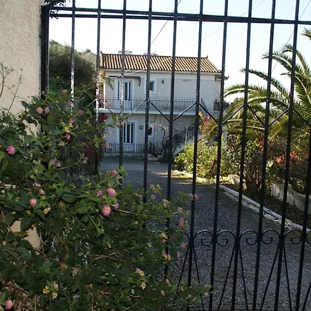 Raymondos * Lassi (Kefalonia)