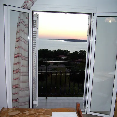 Raymondos Lassi (Kefalonia)